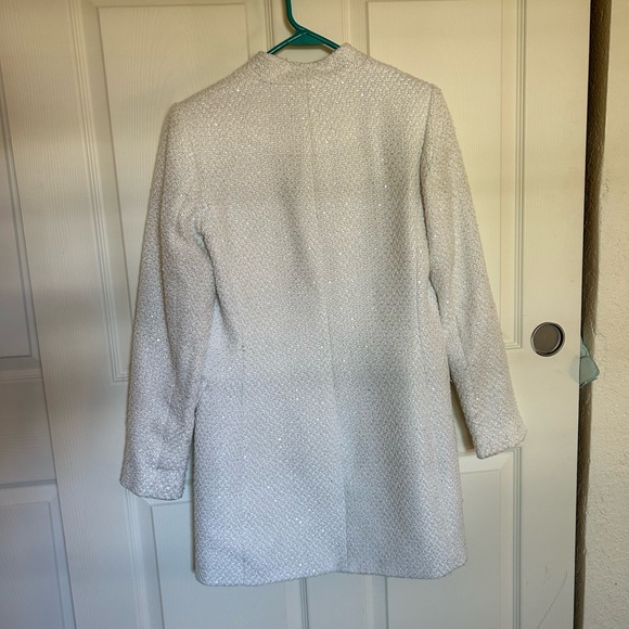 Like new white blazer coat with iridescent details, Calvin Klein - Picture 4 of 4